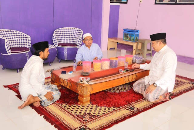 Bacabup Hendy Siswanto Bersilaturahim Keliling Pondok Pesantren di Jember